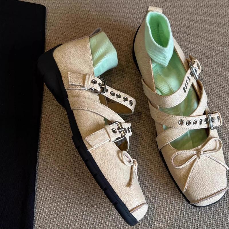 

Спортивные балетки с квадратным носком, перекрестной застежкой и мелким вырезом, ретро туфли-лодочки 40 бежевый