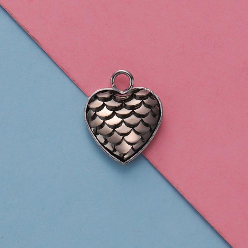Stainless Steel Heart-Shaped Fish Scale Pendant - Ocean Series DIY Jewelry