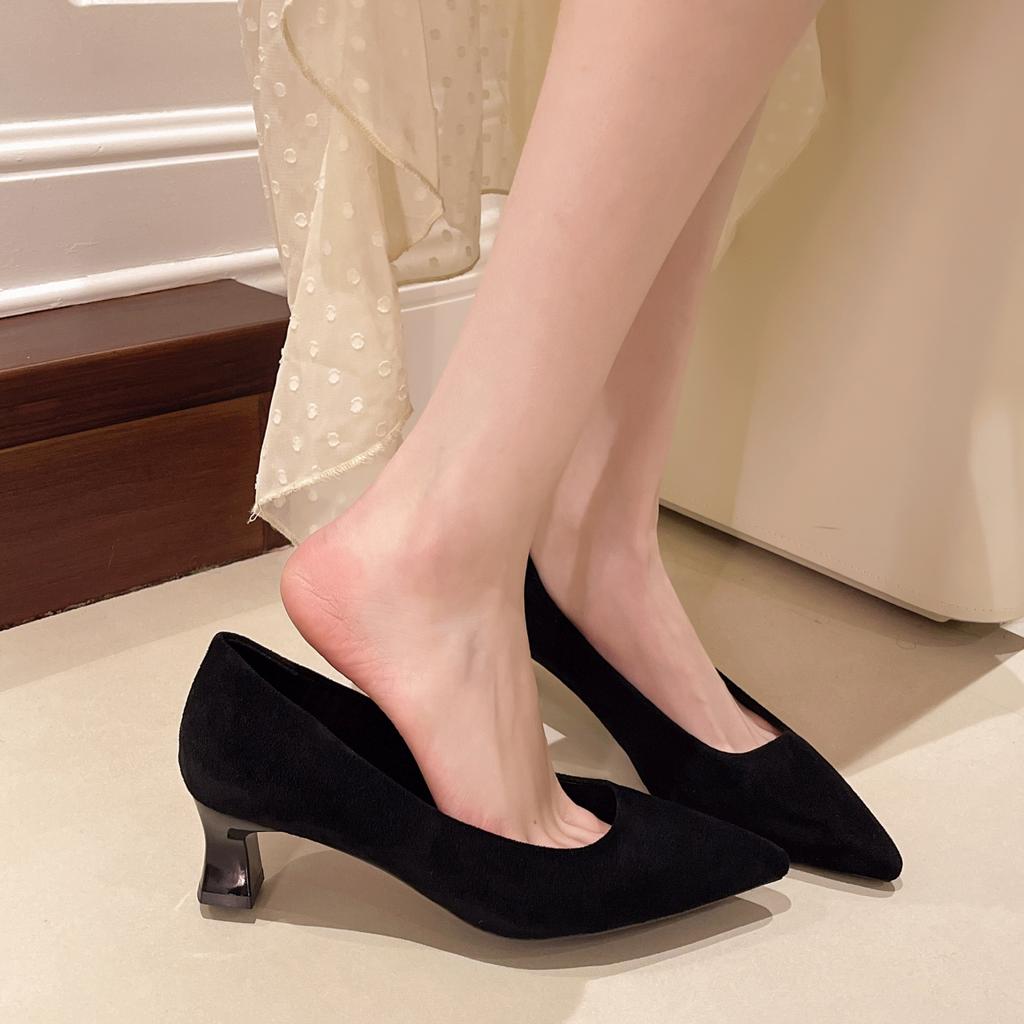 Sharp Pointed French Leopard Print Cat Heel Women's Singles 2025 New Shallow Mouth Commuting Versatile Women's Office High Heels