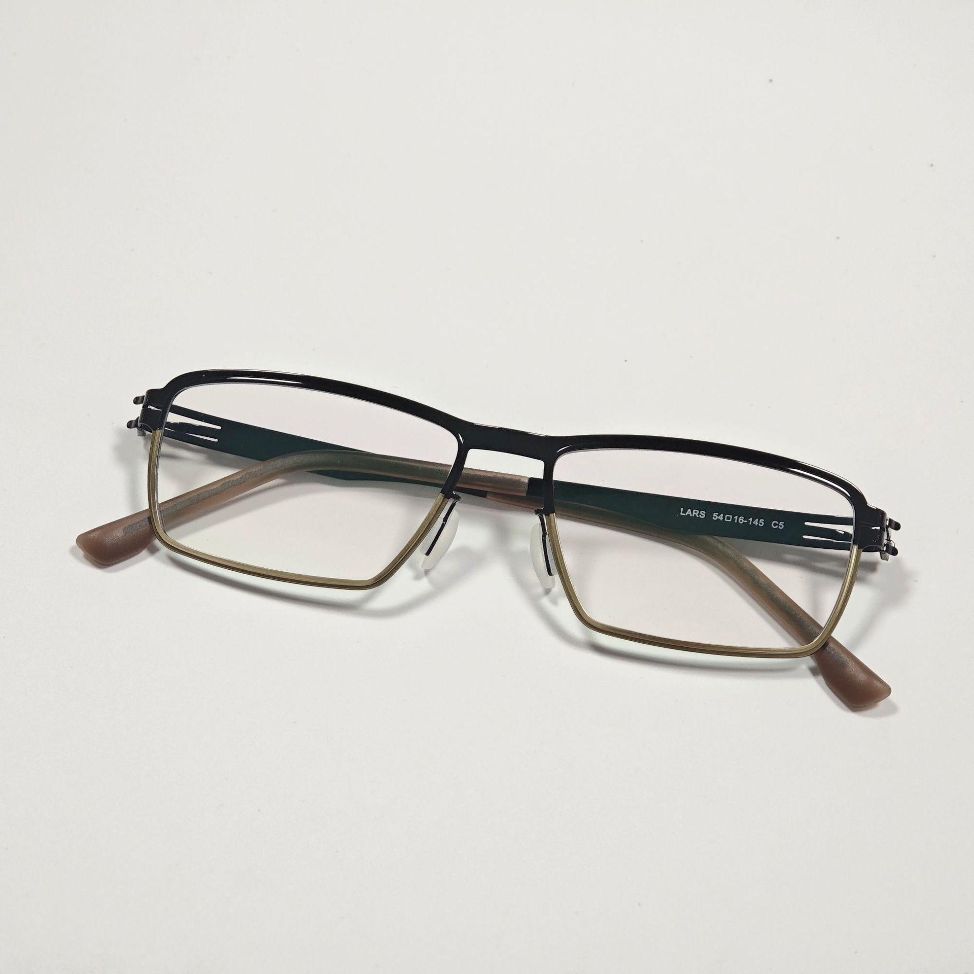 Trendy Retro Two-Color Large Metal Frame Glasses for Men & Women матовый черный/золотой