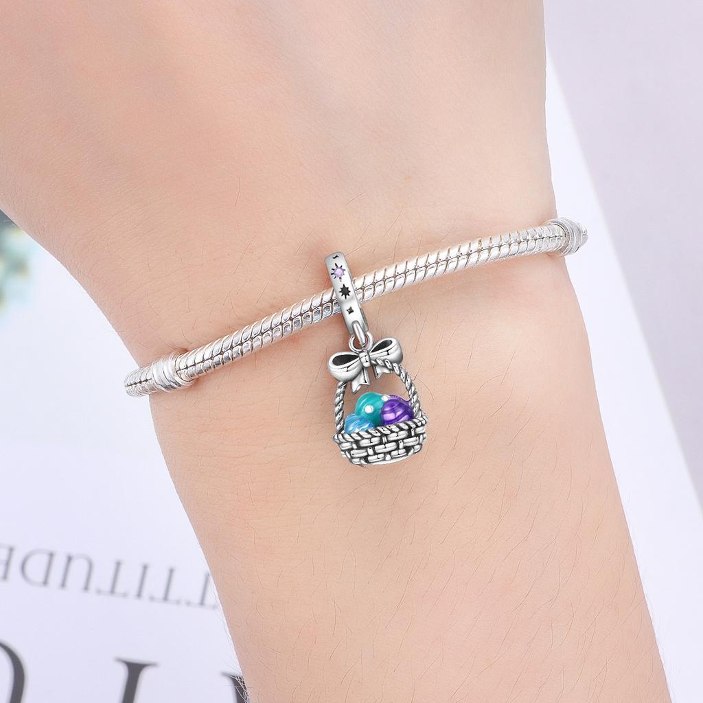 Oryginalne Miedziane Charms Koraliki Koszyk Jajko Wielkanocne Skarpety Świąteczne Wisiorek Kotek Pasuje Bransoletka Charm Biżuteria Damska Prezent