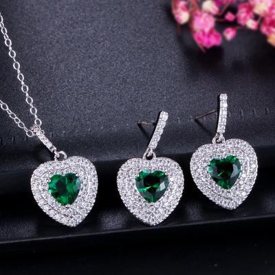 Multicolore Opzionale, Orecchini a Bottone Cuore di Pesca ad Ago Puro, Catena a Forma di Cuore con Zirconi Micro-Intarsiati.