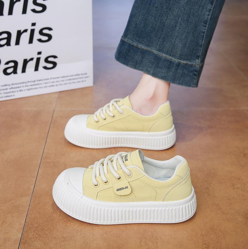 

Temperament soft-soled white shoes women s autumn new commuter versatile student board shoes non-slip thick-soled casual sports shoes 40