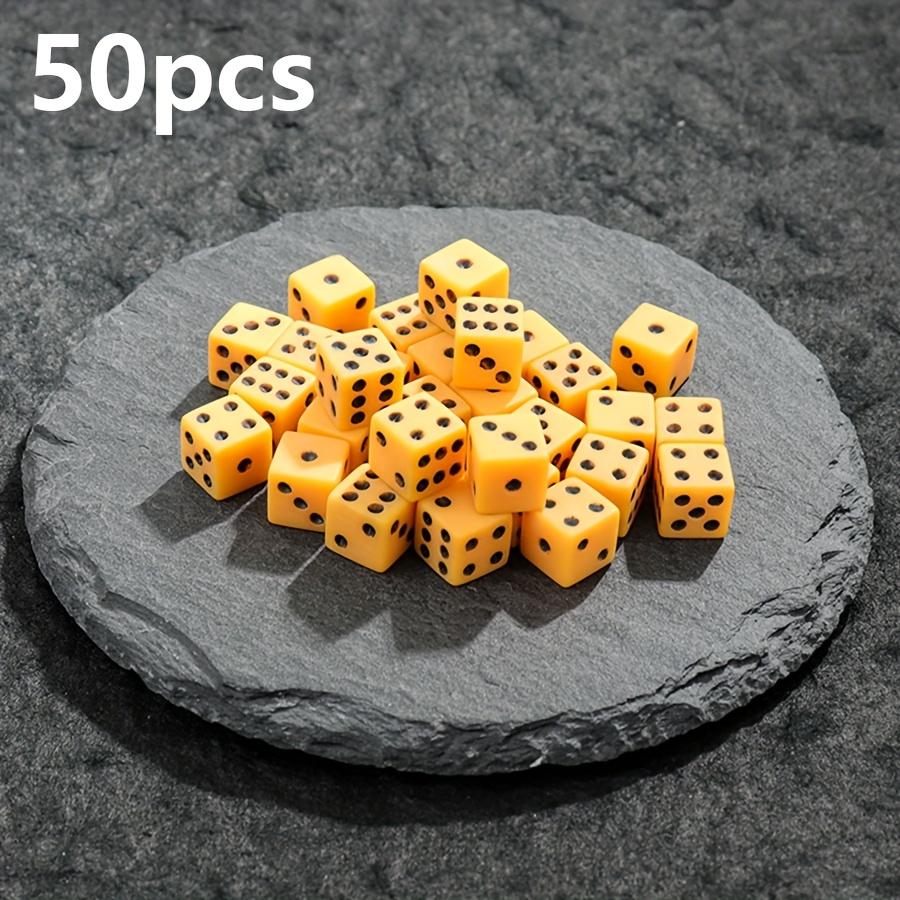 50pcs 8mm Dice Black White Red Green Yellow Multi Color Gaming Dice for Tabletop RPG Board Games Math Teaching JXB