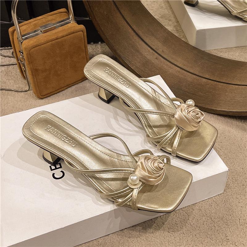 Stylish and Exquisite Beauty with Skirt Thick Heel Cool Slippers Women's 2025 New Temperament Versatile Wear Cool Slippers