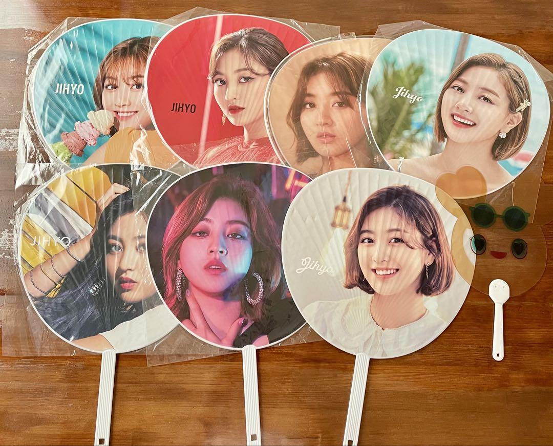 

[USED] Twice Jihyo fans 8 pieces gacha etc. 5 items