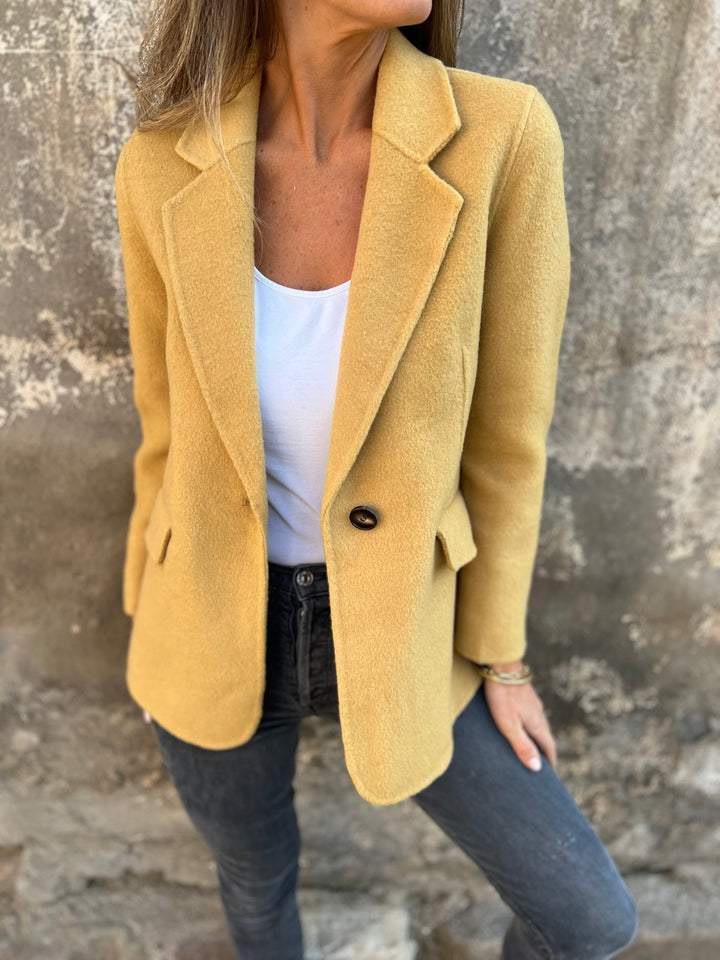 2025 Women's Casual Woolen Overcoat with Turn-down Collar and Buttoned Faux Pockets - Autumn/Winter Collection