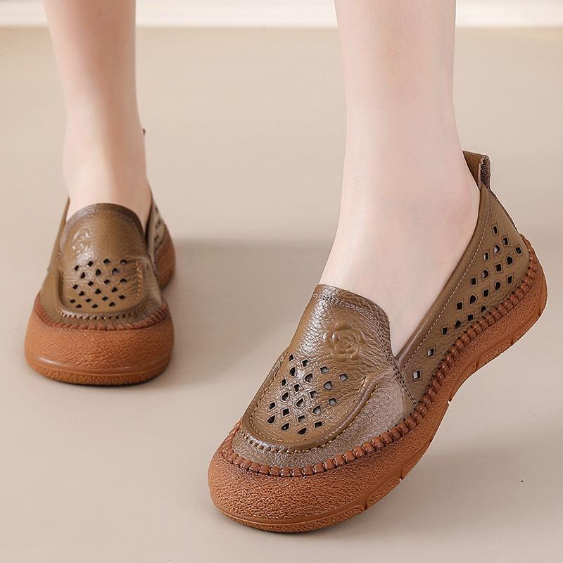 Fashion New authentic leather slip on flats women's ancient perforated breathable moccasins woman exquisite embossed rose loafers shoes