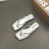 New Seaside Beach Shoes Korean Version of Women's Summer Fashion Flat Bottom Simple Solid Color Pearl Toe Flip-flops Shoes Versatile