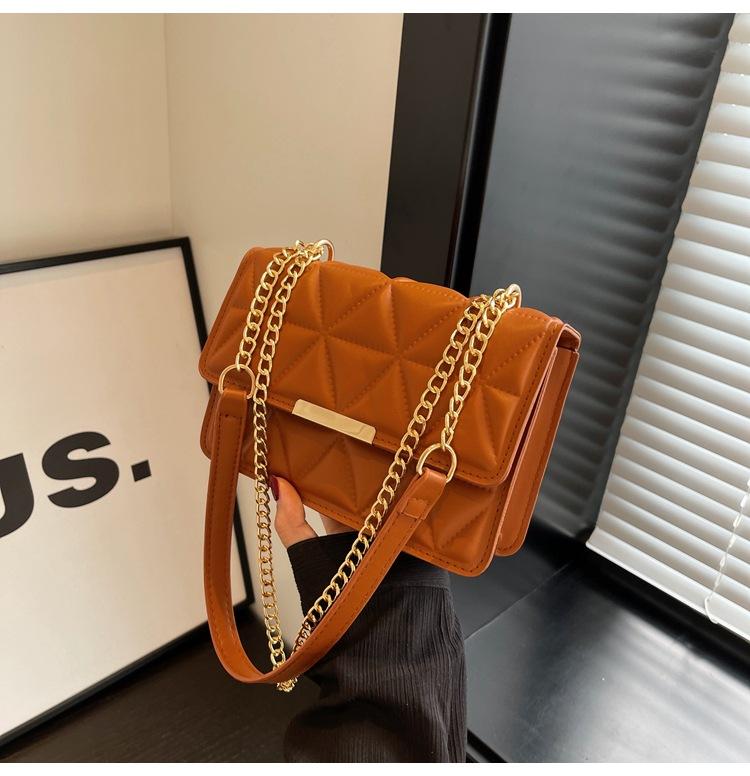 Women's Simple Texture Rhombus Embroidery Pleated Handbag 2026 Autumn New Temperament Single Shoulder Crossbody Bag