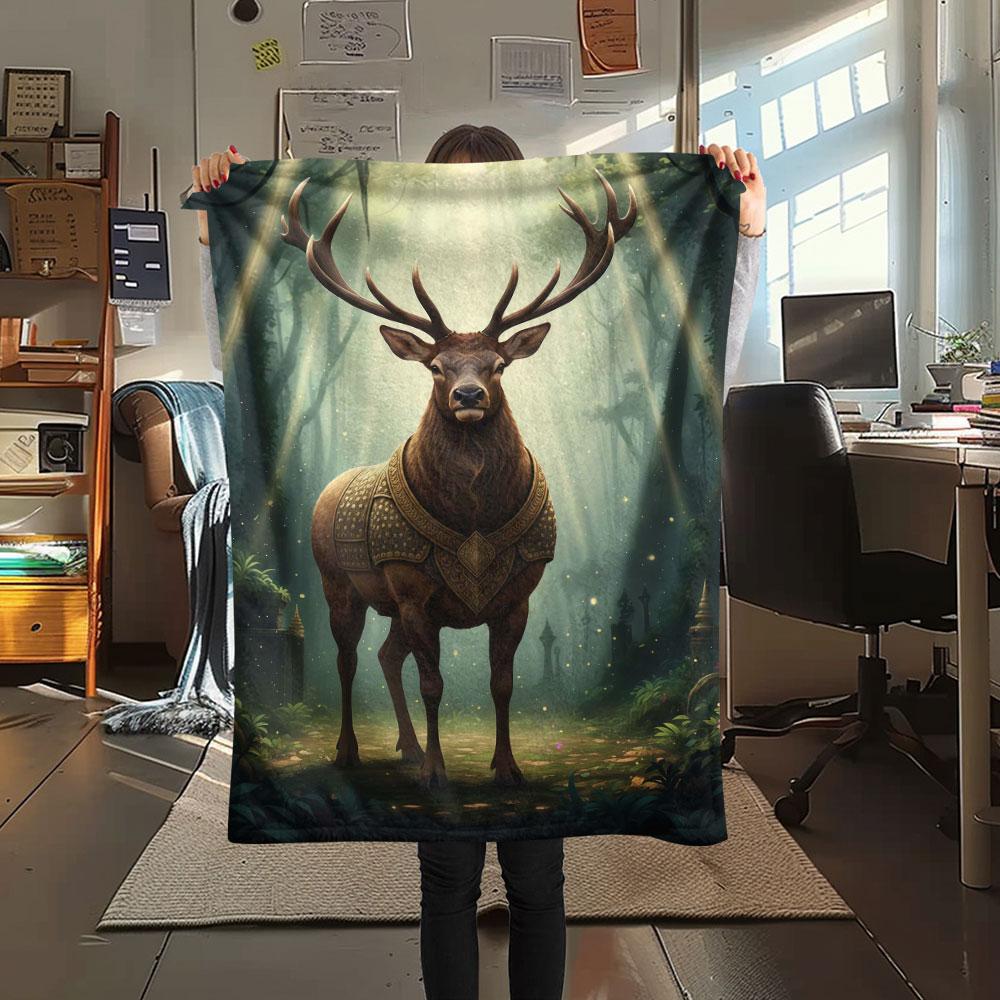 1Pc Golden-armoredanimals Print Flannel Blanket, High Quality Comfortable for All Seasons, Home Decor, Warmth and Comfort, Perfect for Christmas Gifts