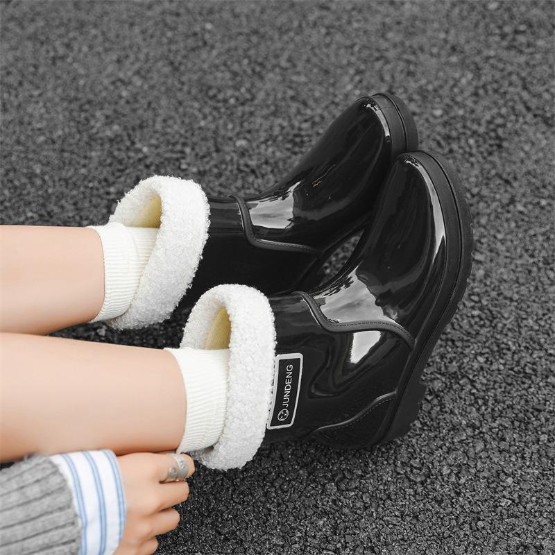 New comfortable short rain shoes women's non-slip and wear-resistant fashion four-season waterproof fashion outdoor water boots