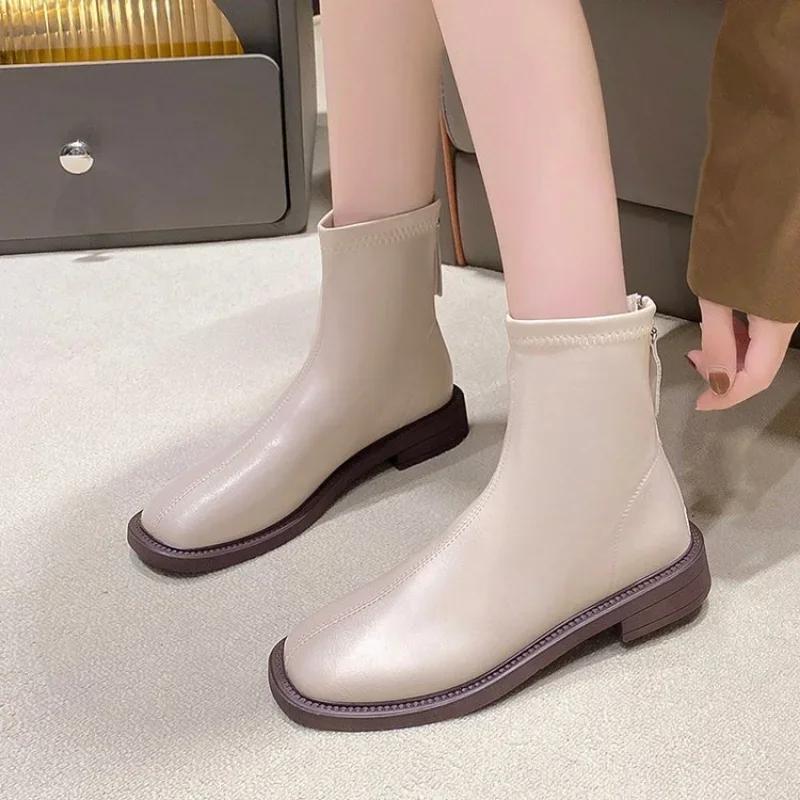 

Обувь Белые полусапоги серебристые женские полусапоги кожаные полусапожки с острым носком Rock Ladies осень 2024 резиновые с острым носком Slip-On Ro 40 хаки