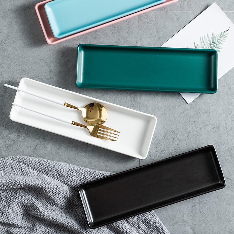 Assiette Créative en Céramique pour Plats Occidentaux Cuisine Japonaise Assiette Rectangulaire Assiette à Snacks Sushi Hôtel Restaurant Plat à Fondue