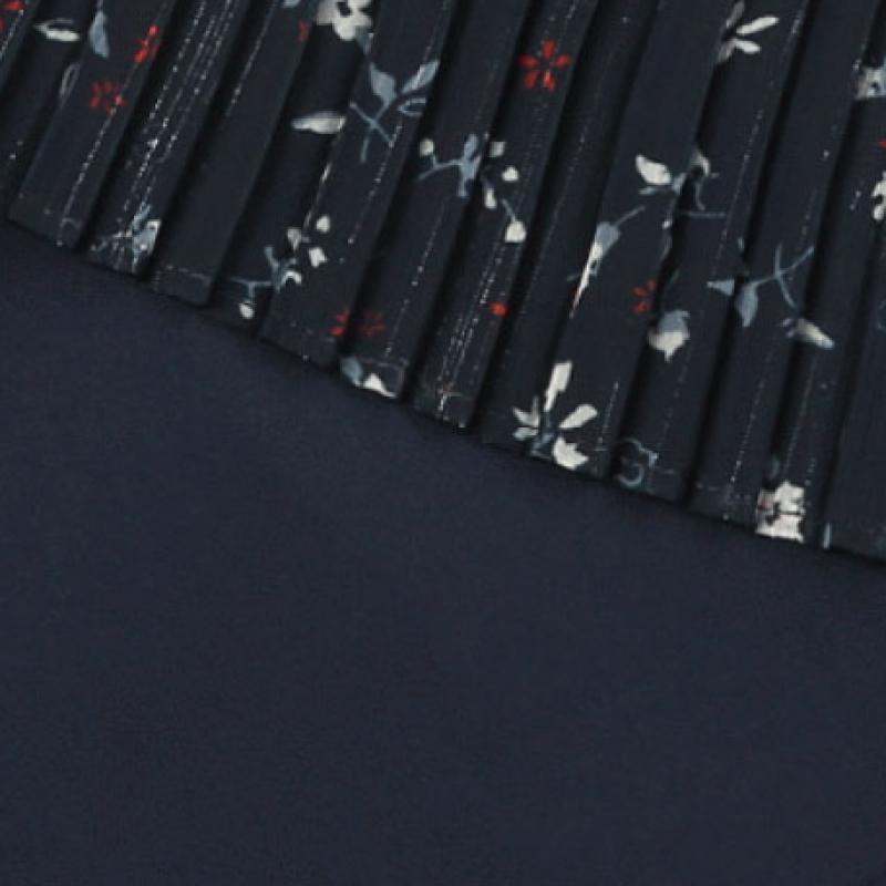  She S miSS  High Quality Romantic V Neck Pleated dreSS