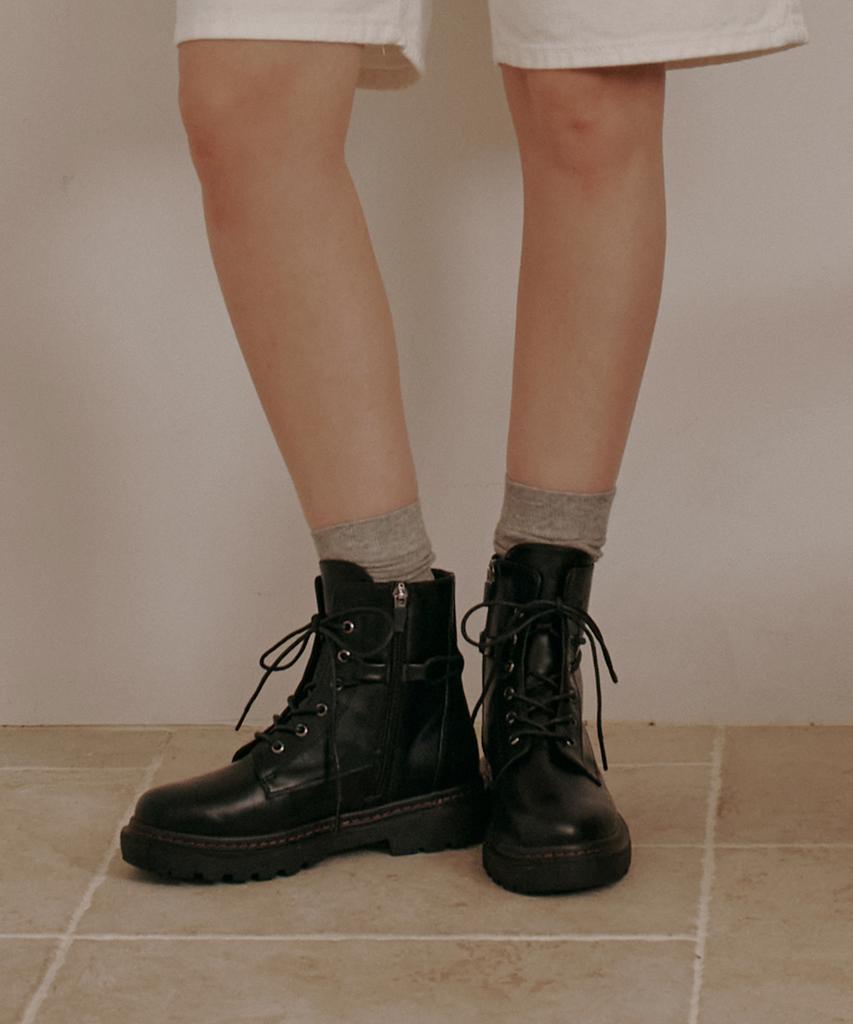 Elizabeth Stuart Basic Lace-Up Boots Ebal157716