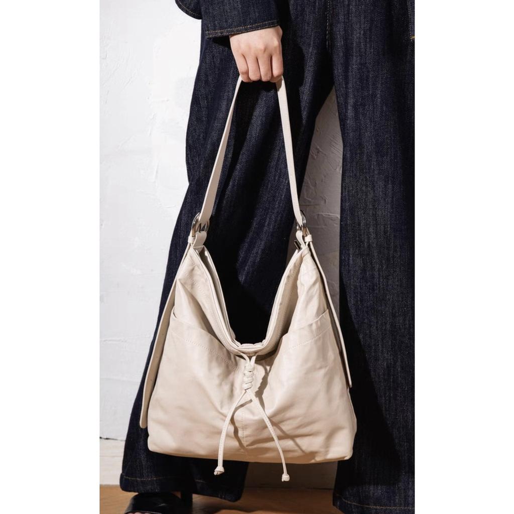 Korean Tote Bag Women's Large-capacity First-layer Cowhide Lazy Wind Shoulder Messenger Bag Casual Versatile Commuter Pleated Bag