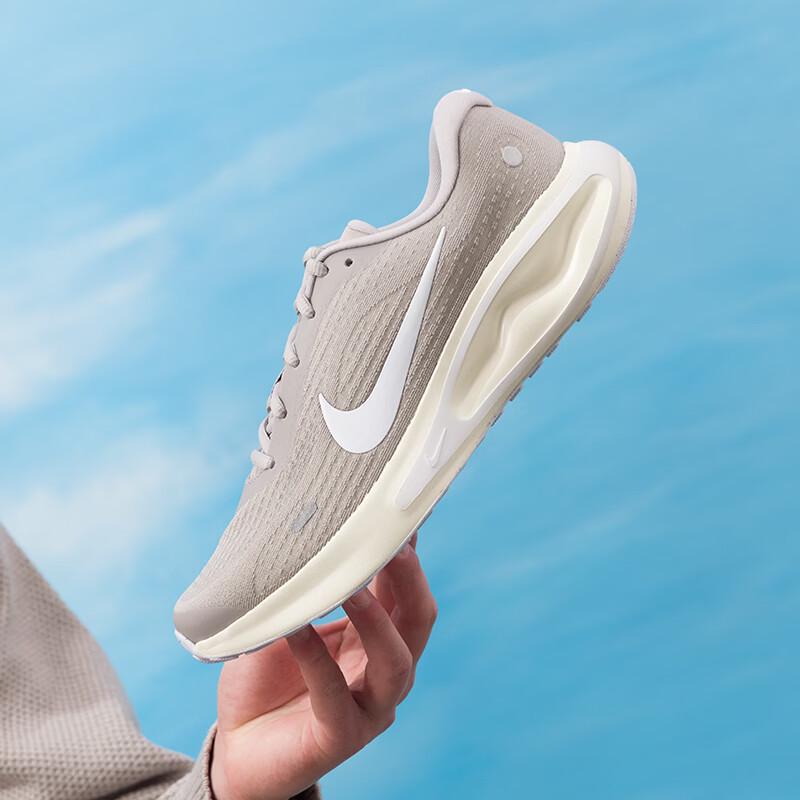 Nike Men's Lifestyle Running Shoes FN0228-012