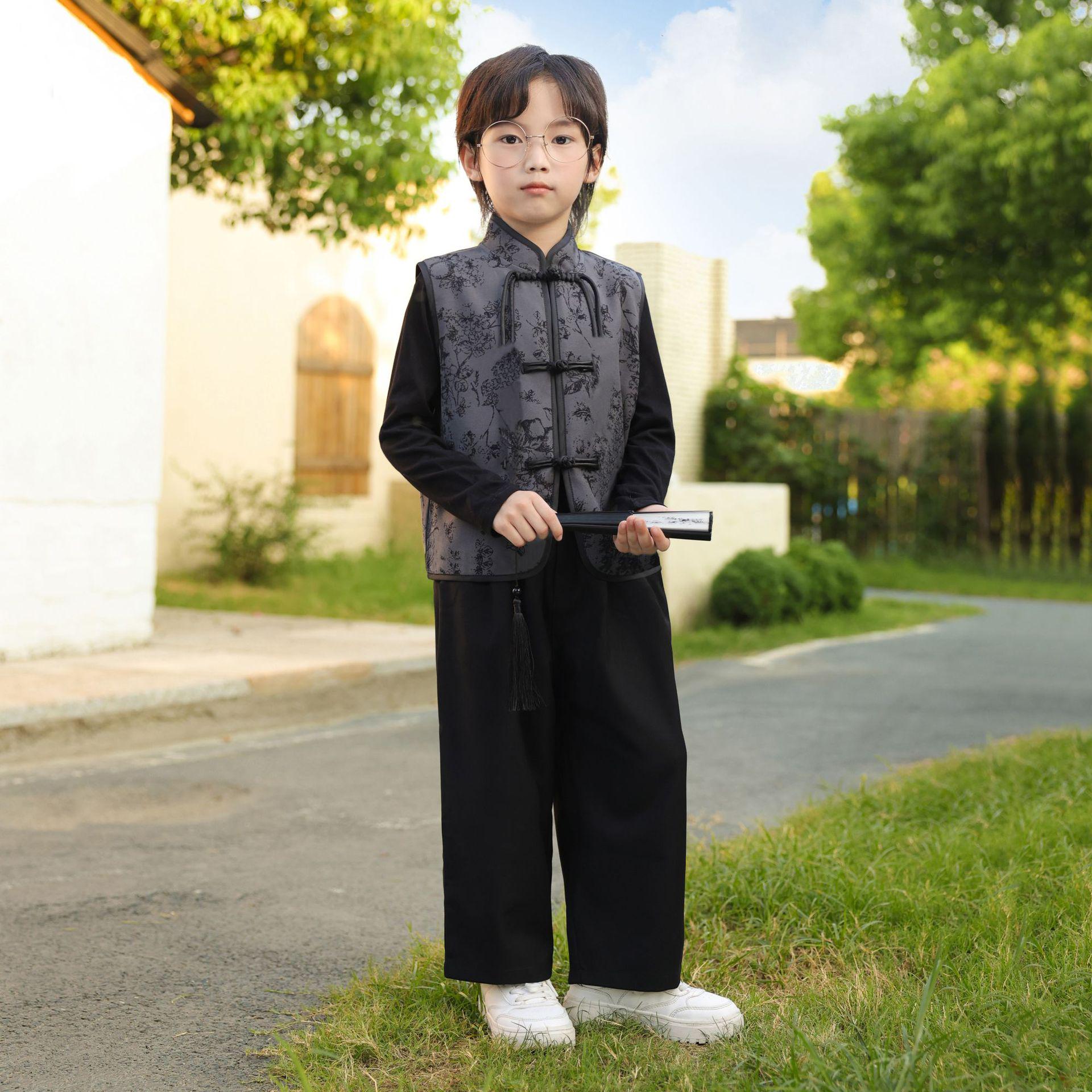

Stand Collar Boys Vest Set: Pan Buckle Hanfu Jacquard Tang Suit Style 90cm