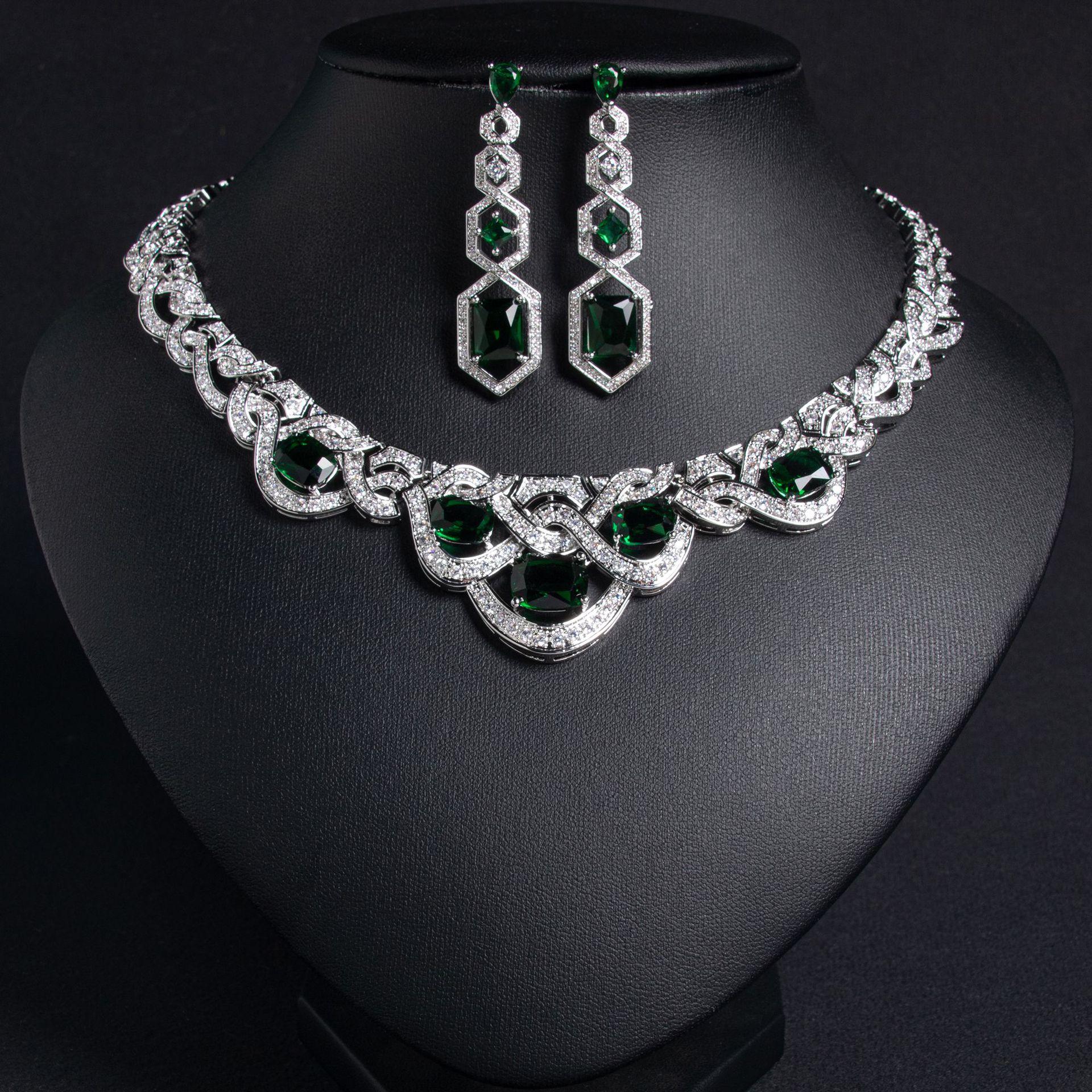 

Women s Light Luxury Design Elegant Niche Zircon Necklace Earring Set Fashionable Versatile Geometric Set Daily Accessories