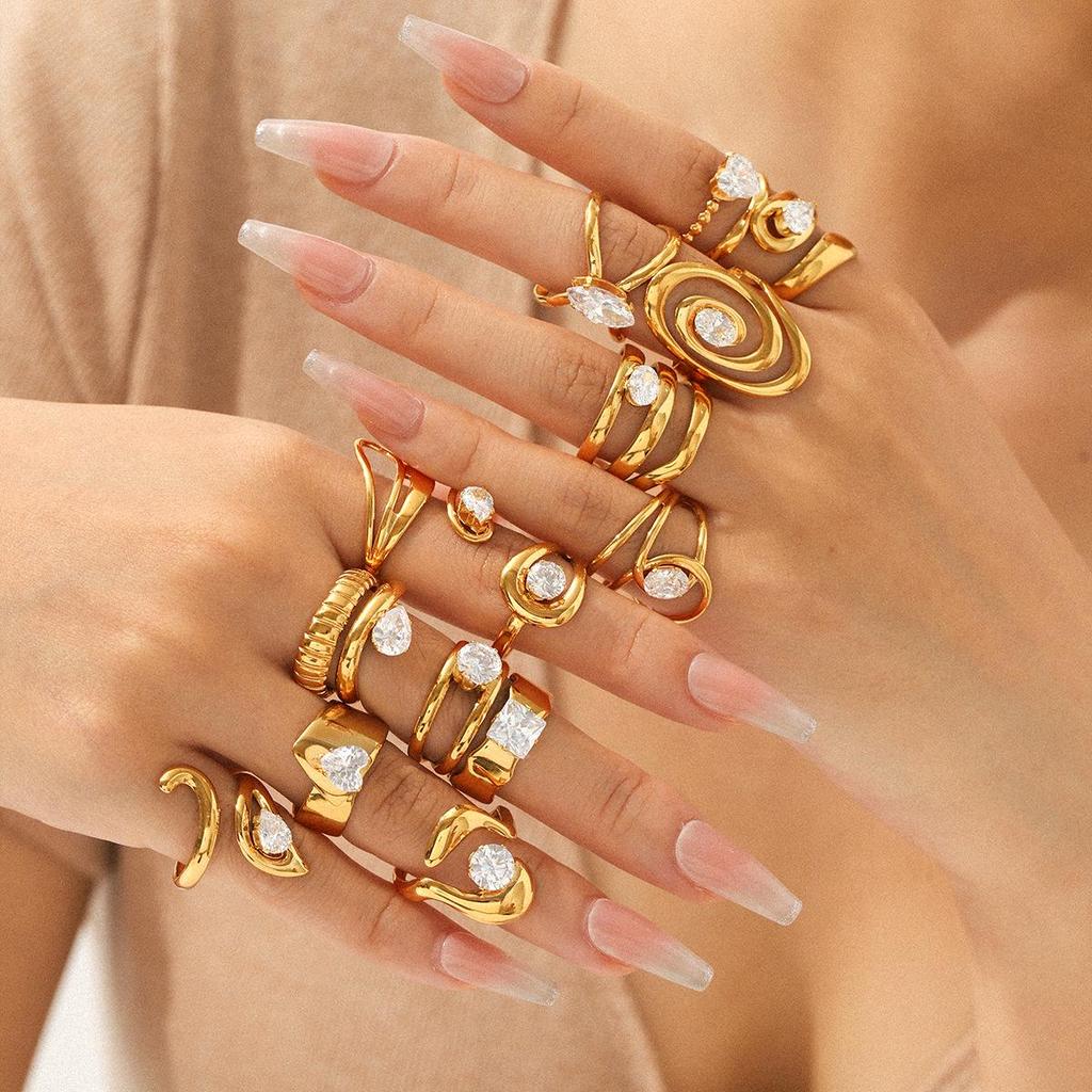 18K Goldbeschichteter Titanstahl Zirkonring für Damen - Hochwertiger Luxusschmuck