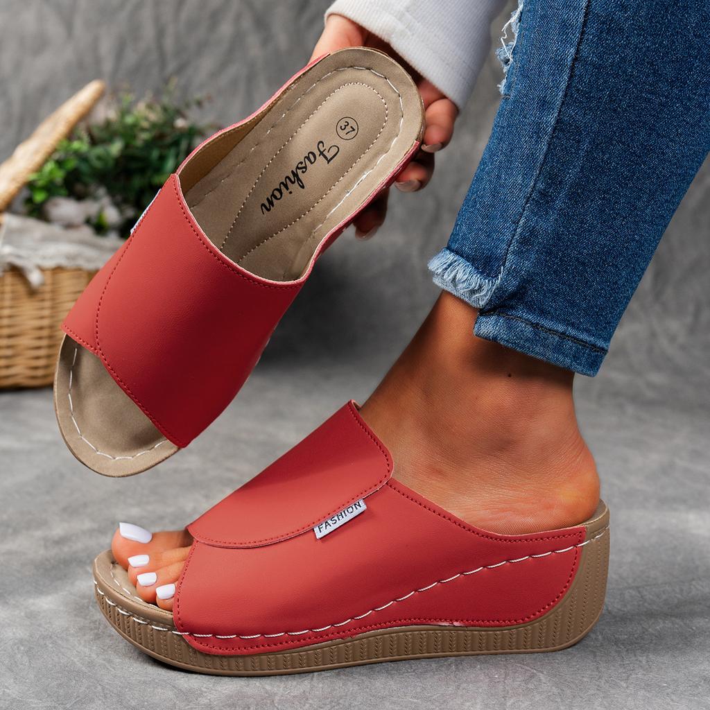 Damskie Klapki na Koturnie z Odkrytymi Palcami, Lekkie Kapcie Outdoorowe, Sandały w Stylu Europejskim Dostępne