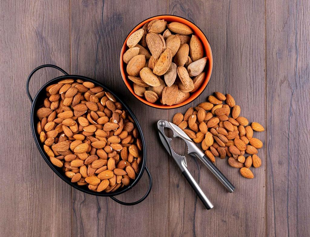 Migdały całe kalifornijskie łuskane orzech - 250g naturalne świeże