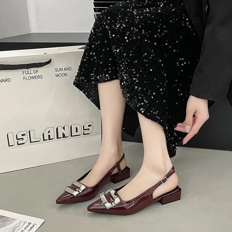 Lacquer Leather 3cm Heel Height Korean Version Sandals for Women 2024 Summer New Shallow Mouth Pointed Back Empty Sandals