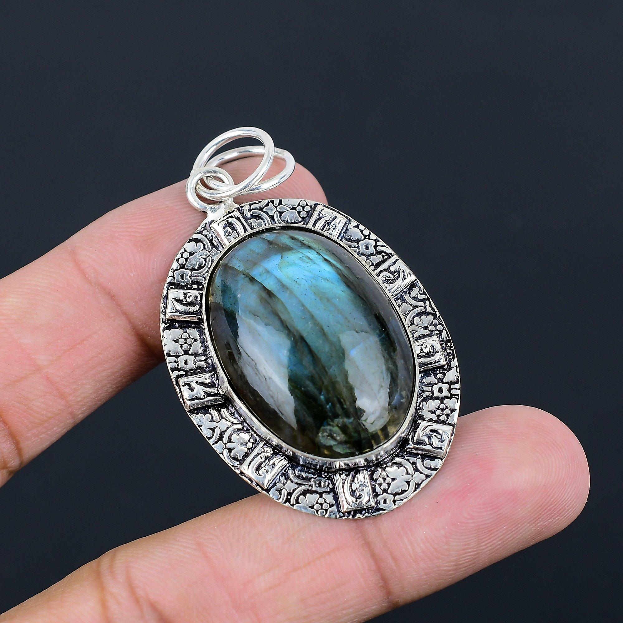Easter Deal Sterling Silver Labradorite Gemstone Mother Bezel Pendant Jewelry