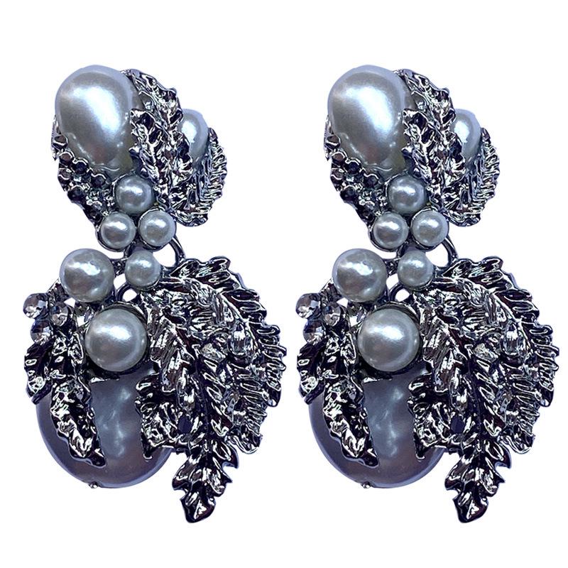 Colorful Geometric Metal Leaf Earrings - Exaggerated Hollow Design