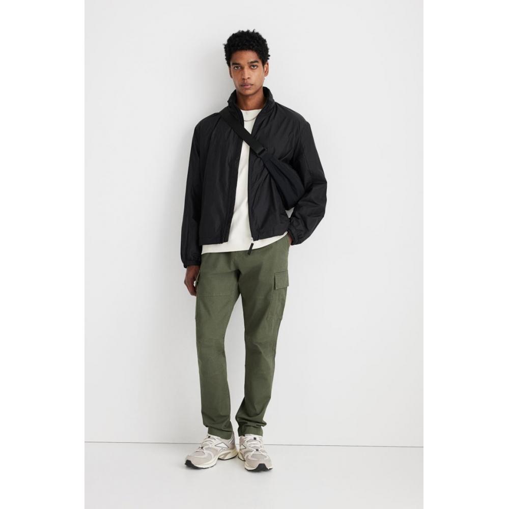 

Брюки-карго HM Slim Fit цвета хаки-зеленый XS