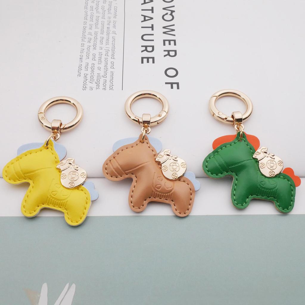 Exquisite Leather Couple Keychain Pendant for Car or Bag