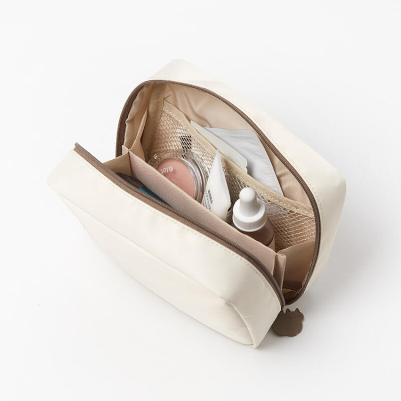 Cat 7-Pocket Pouch (37003236)
