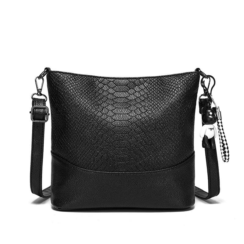 Women's bag wide shoulder strap webbing bag new crocodile pattern trendy new shoulder messenger bag women's bucket bag