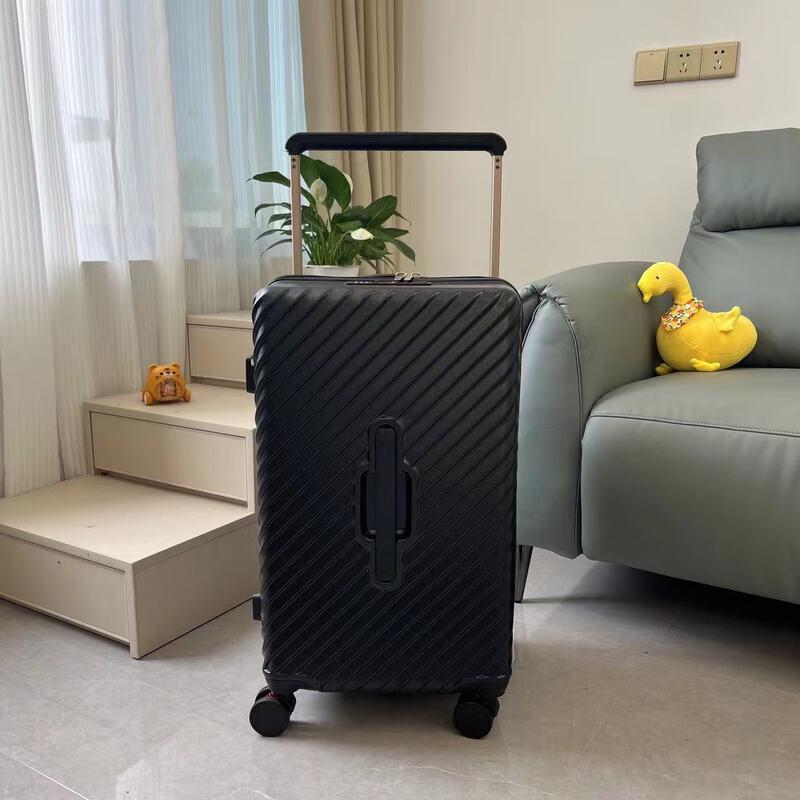 Xiao Yan Hardside PC Travel Suitcase