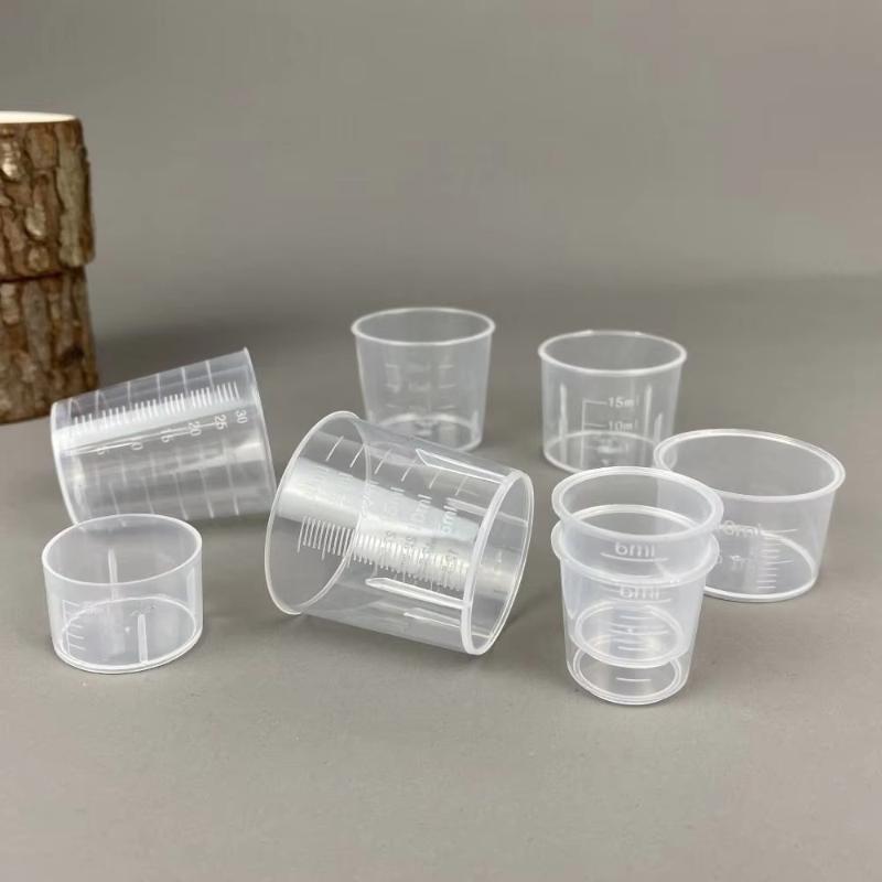 20Pcs Clear Graduated Measuring Cup Mini Plastic Laboratory Beaker Scale Graduated Transparent Mixing Cup Kitchen Baking