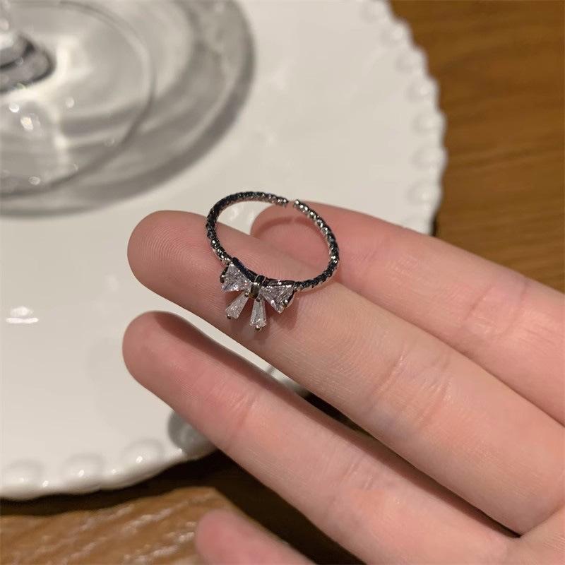 Vintage Niche Design High-end Open Ring for Women, Trendy Minimalist Style, Elegant and Simple Tail Ring