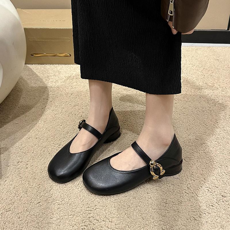 Low-heeled four-season small leather shoes spring and autumn new grandma shoes Mary Jane can wear two single shoes without tiring feet