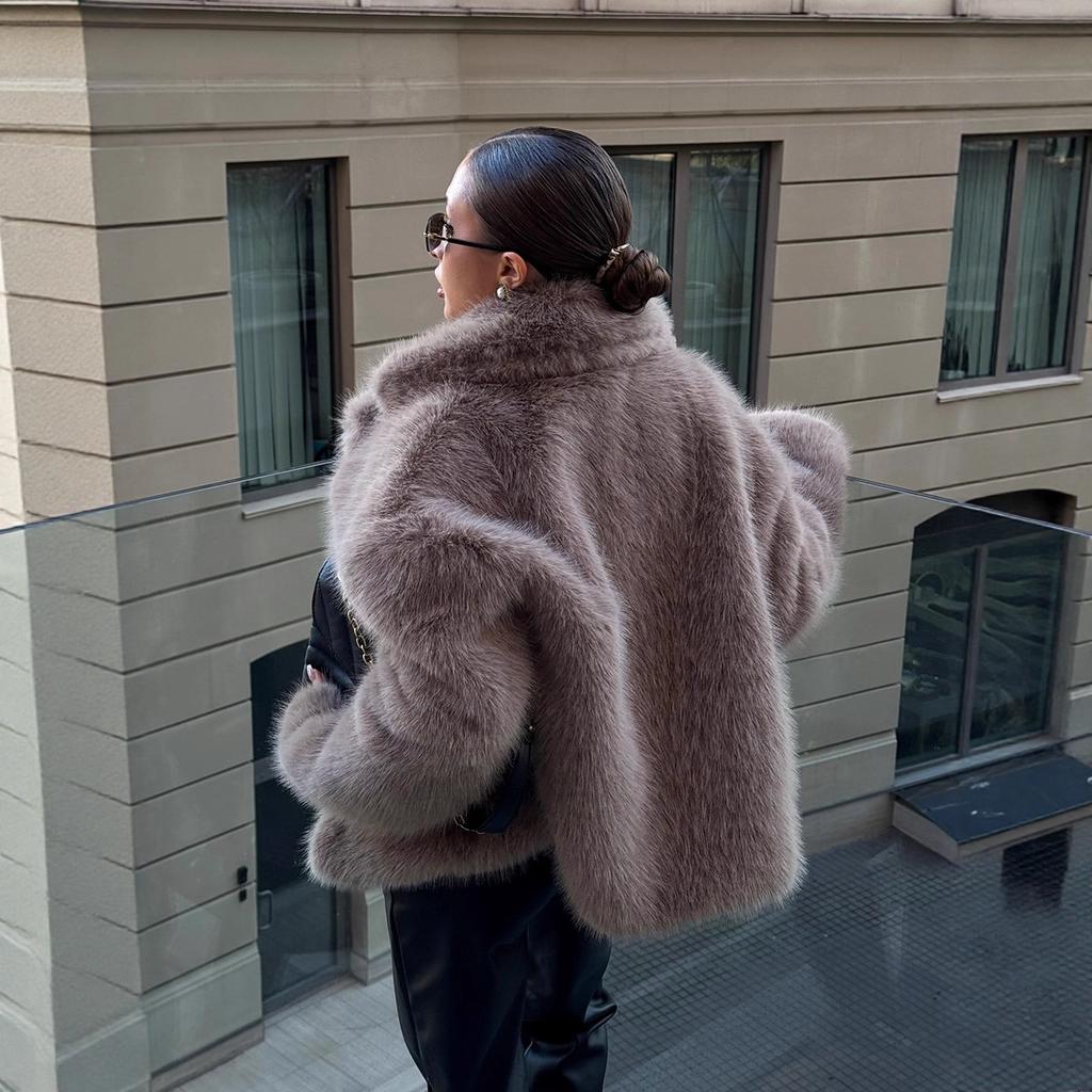 Women Faux Fur Coats Solid Thick Jackets Long Sleeves Notched Collar Covered Buttons Loose Fit Elegant Casual  Autumn Winter