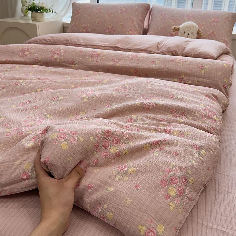 Cream Wind Bed Four-piece Set, Skin-friendly and Soft Explosion Single Quilt Cover, Student Dormitory Bed Sheet Four-piece Set