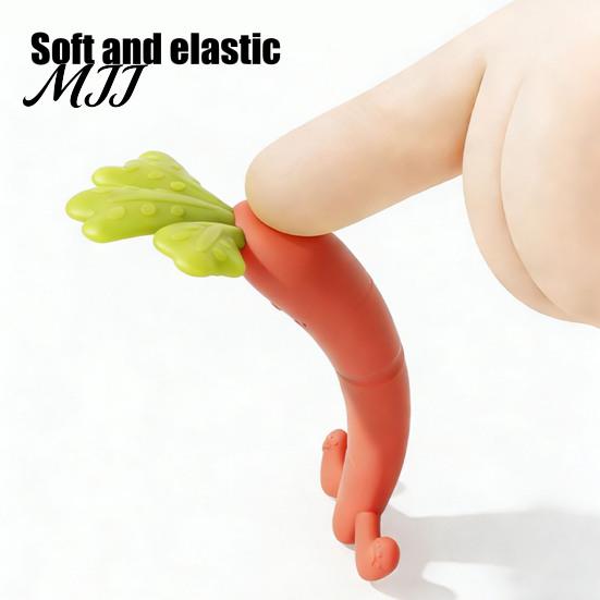 Teething Period Soothing Toy Baby Silicone Carrot Teether, Food-Grade BPA-Free Chew for 3-6 Food Grade Teether Months, Gum Massager, Boil-Safe Infant