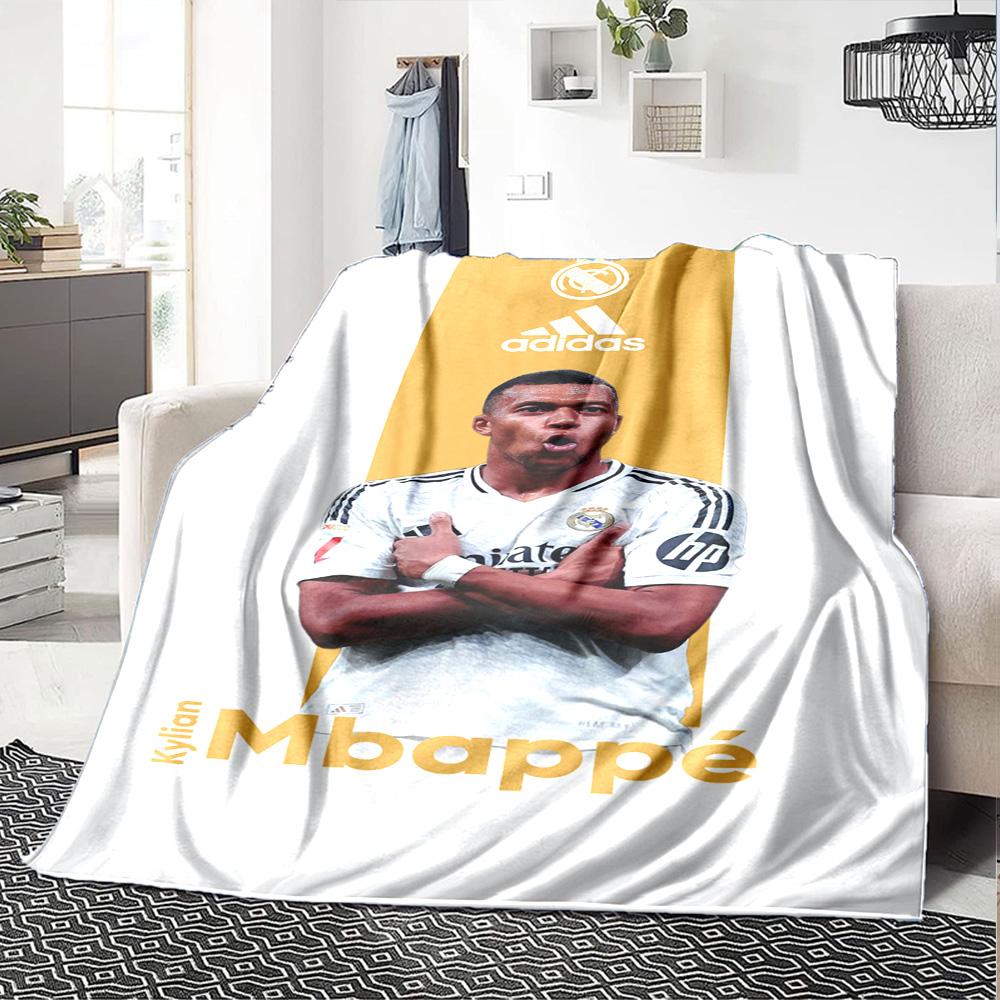 Star Player Kylian Mbappé Blanket Comfortable Great for Bedding Livingroom Picnics Four Seasons Universal Stylish Decor