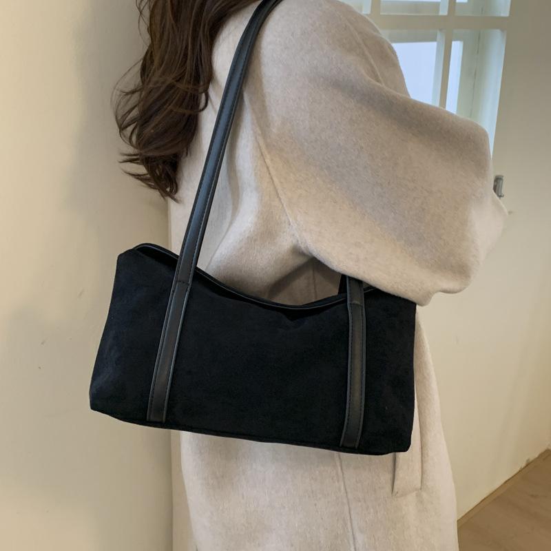 Autumn and winter retro niche suede bag women's 2025 new commuter versatile shoulder underarm bag tote bag