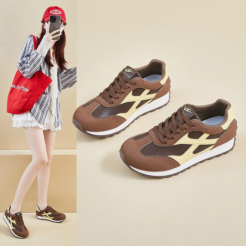 Fashion Women Sneakers Fashion Casual Flat Vulcanize Shoes Ladies Outdoor Walking Sneakers Women Comfortable Classical Designer Shoes