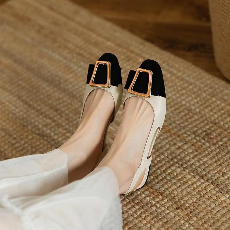 Xiaoxiangfeng Baotou Sandals Women's 2025 New Fashion Foreign Style with Skirt Low Heel Flat Shoes Metal Buckle Single Shoes Women