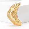 Enamel Croissant Brooches for Women Unisex Animal Cow Pin Horns Lapel Pins Banquet Party Backpack Gifts Jewelry Accessories