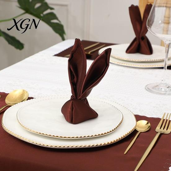 Wrinkle Resistant Napkins Scalloped Satin Napkin, Solid Color Glossy Cloth 17x17 Inch Silk Texture Reusable Silky Dinner Napkin for Weddings