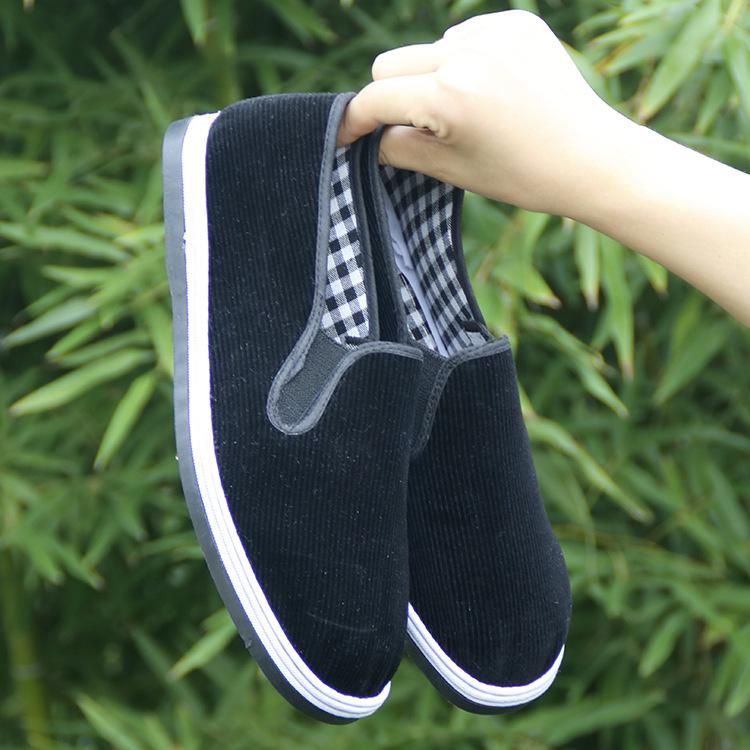 Xishan Cloth Shoes: Spring/Autumn Black Casual Unisex Handmade Slip-Ons with Beef Tendon Sole