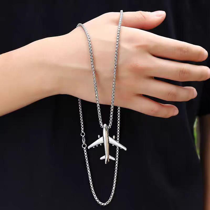 Hip Hop Airplane Pendant Titanium Steel Necklace, Men's Simple and Fashionable Versatile, Neck Chain, Non Fading, Women's Long Sweater Chain