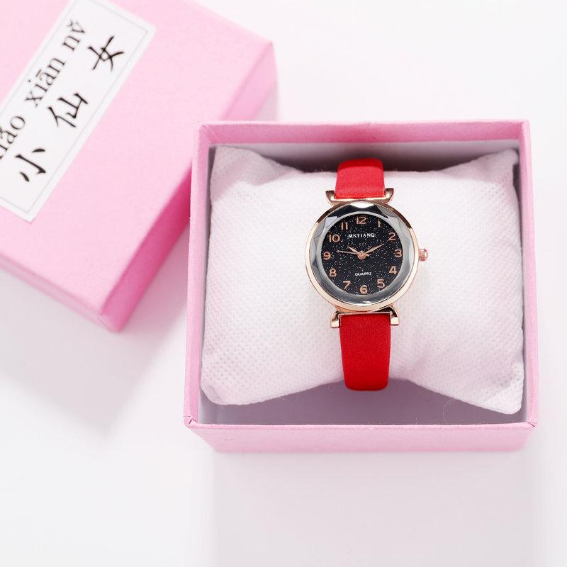 Wind Personality Casual Small Watch Schoolgirl Cute Simple Little Fresh Harajuku Style Versatile Forest System красный